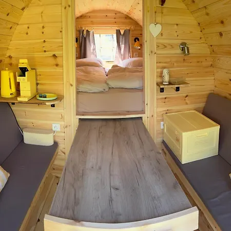 Kamp alanı Obstgarten Im Warnetal- Campingfass Wabe Gielde